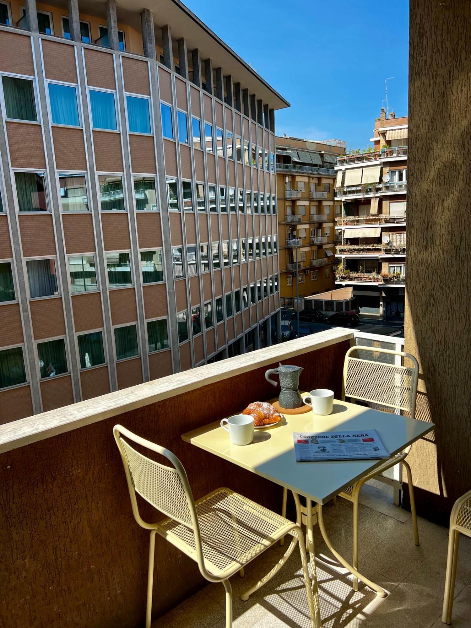 Stiv's Apartment *