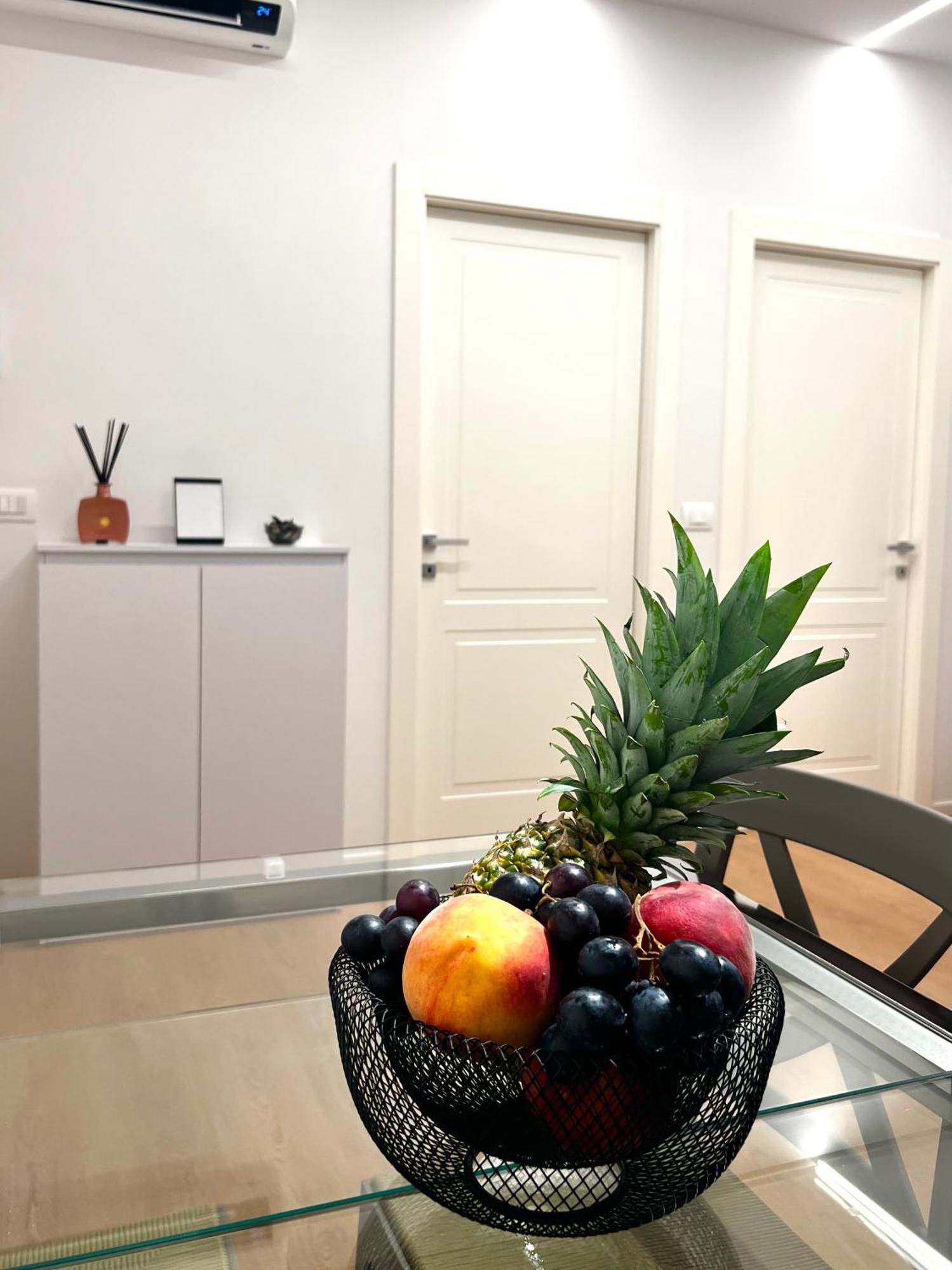 Stiv's Apartment *